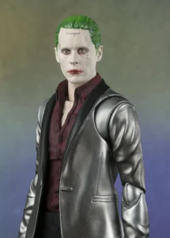 DC COMICS S.H.Figuarts Suicide Squad The Joker -Figure Model 11d0a32b6552429cafaa6830f18aa78e.jpg