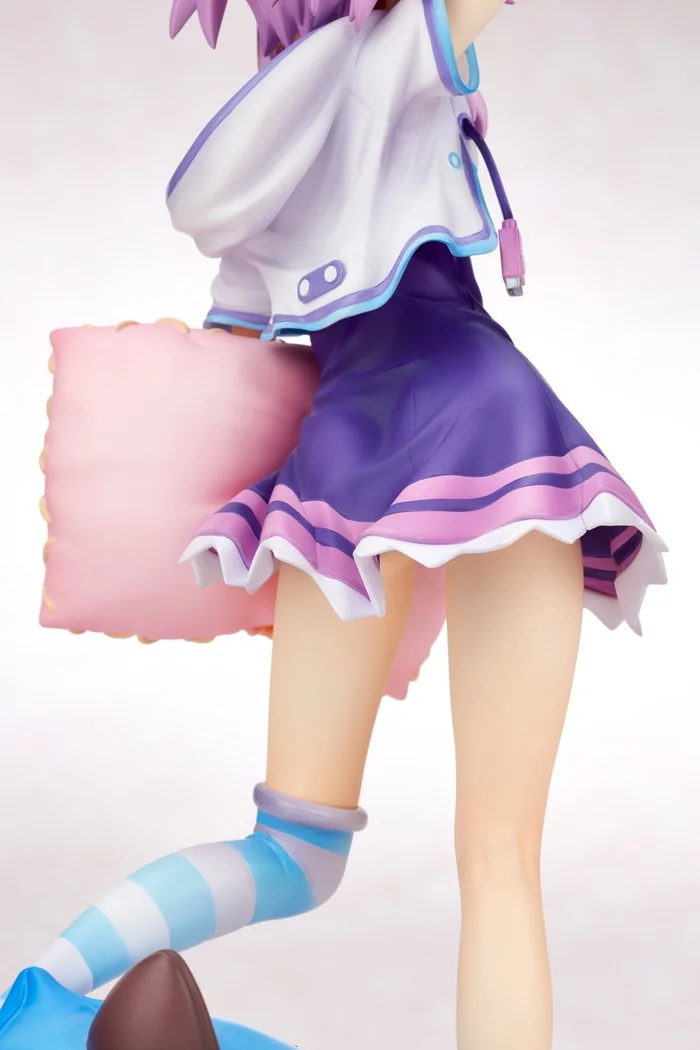 Hyperdimension Neptunia Neptune 1/8 Scale Figure 18 Hyperdimension Neptunia Neptune 1/8 Scale Figure - Image 16