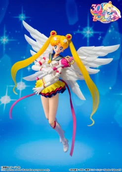 Bandai S.H.Figuarts Pretty Guardian Sailor Moon Sailor Stars Eternal Sailor Moon