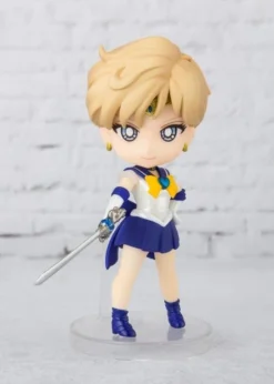 Bandai Figuarts Mini Sailor Moon Eternal Super Sailor Uranus: Eternal Edition