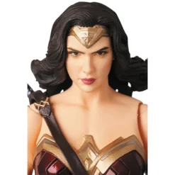 Mafex Justice League Wonder Woman -Figure Model c9f21e7e9459428b8f5c706622891bfd.jpg