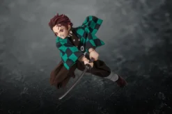 Sentinel Demon Slayer: Kimetsu No Yaiba Tanjiro Kamado 1/6 Scale Action Figure -Figure Model cbf2aad9c9a34957bee1842cbcb58556.jpg