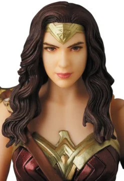 Mafex Wonder Woman -Figure Model d2e63b7137964ace9d79b23f8dad870b.jpg