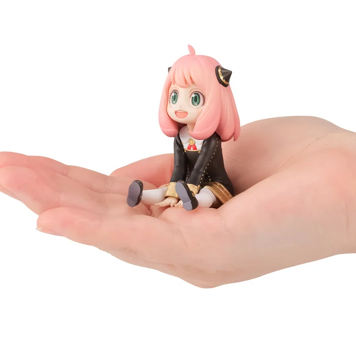 MegaHouse G.E.M. Series Spy X Family Palm-Size Anya W/ Bonus 10 MegaHouse G.E.M. Series Spy X Family Palm-Size Anya W/ Bonus - Image 8