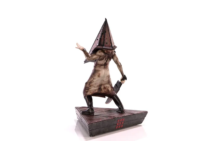 First 4 Figures Silent Hill 2 Red Pyramid Thing: Standard Edition Statue 7 First 4 Figures Silent Hill 2 Red Pyramid Thing: Standard Edition Statue - Image 5