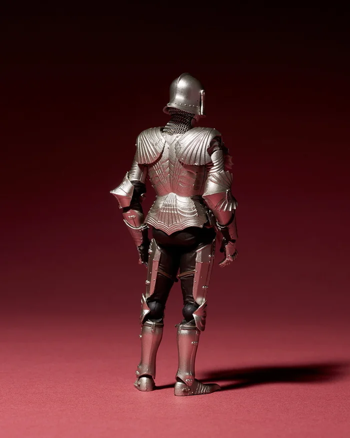 KT-021 Takeyashiki Jizaiokimono 15th Century Gothic Field Armor: Silver 6 KT-021 Takeyashiki Jizaiokimono 15th Century Gothic Field Armor: Silver - Image 4