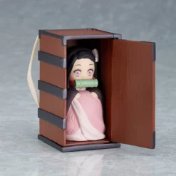 Max Factory Figma Demon Slayer: Kimetsu No Yaiba Nezuko Kamado DX Edition -Figure Model fb7a40e1e7d94f1eaade5cbbed7636f7.jpg