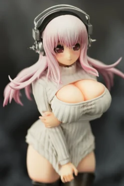 Super Sonico Sexy Knit Ver. 1/8 Scale Figure
